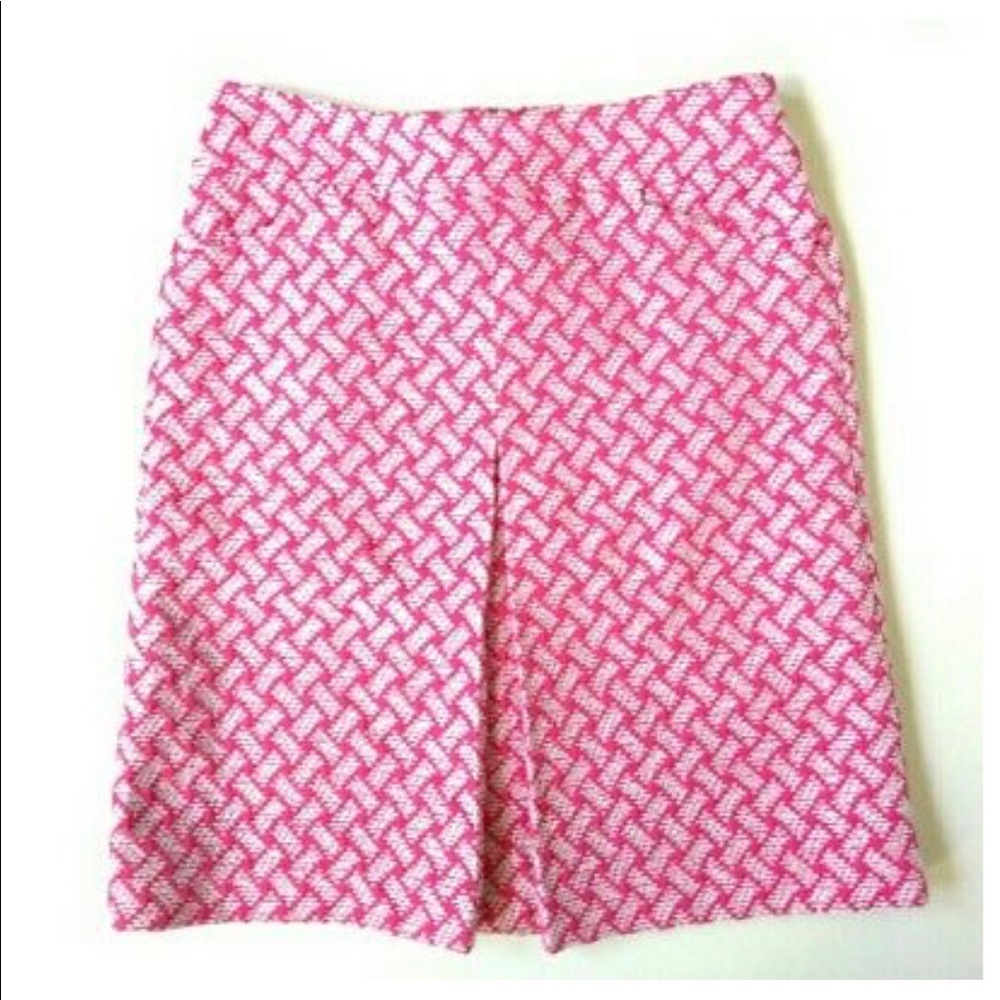 Talbots short pink and white skirt.